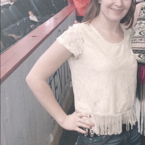 Lace top Size Large - Picture 3 of 3